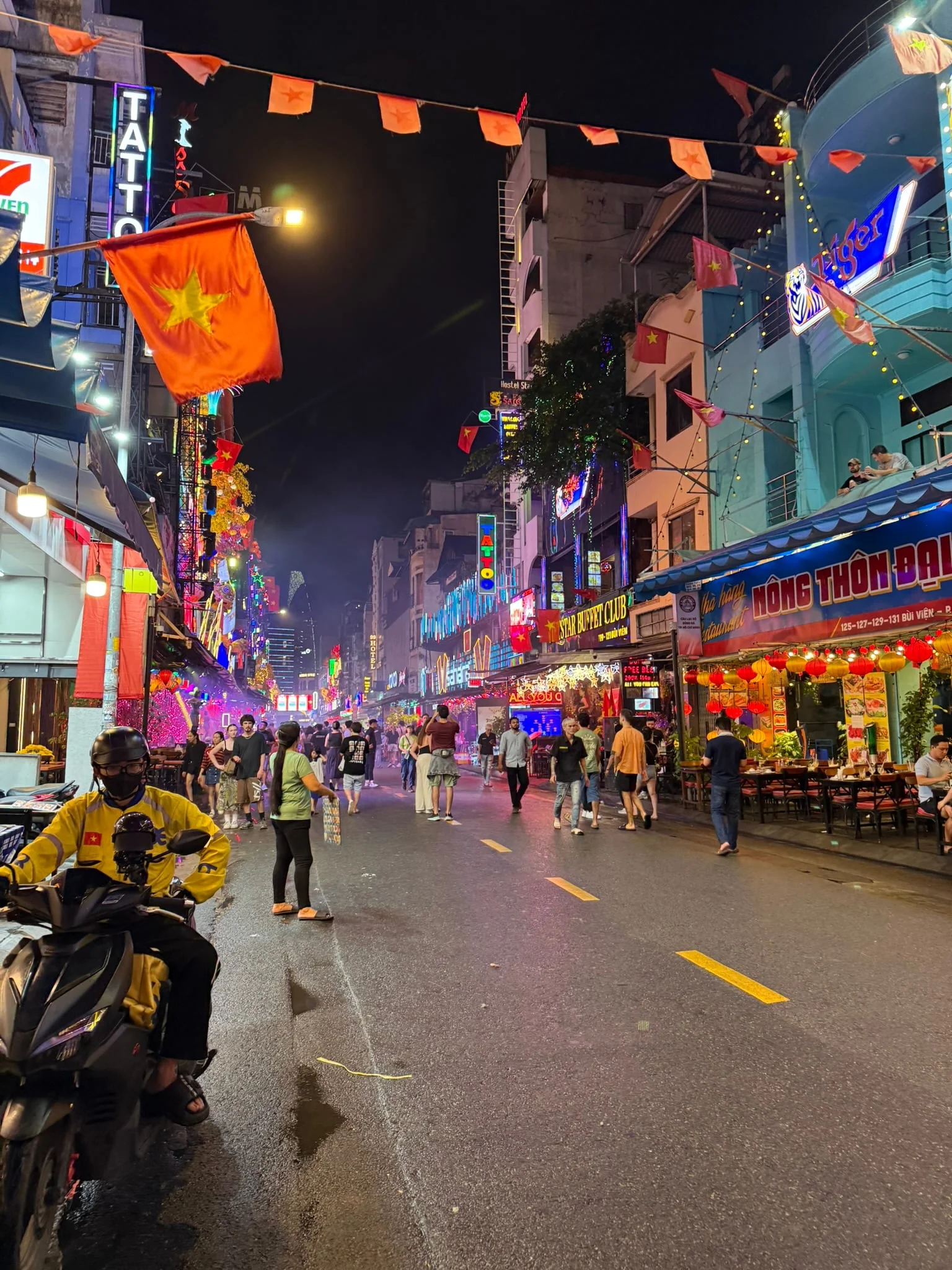 Ho Chi Minh City photo 9