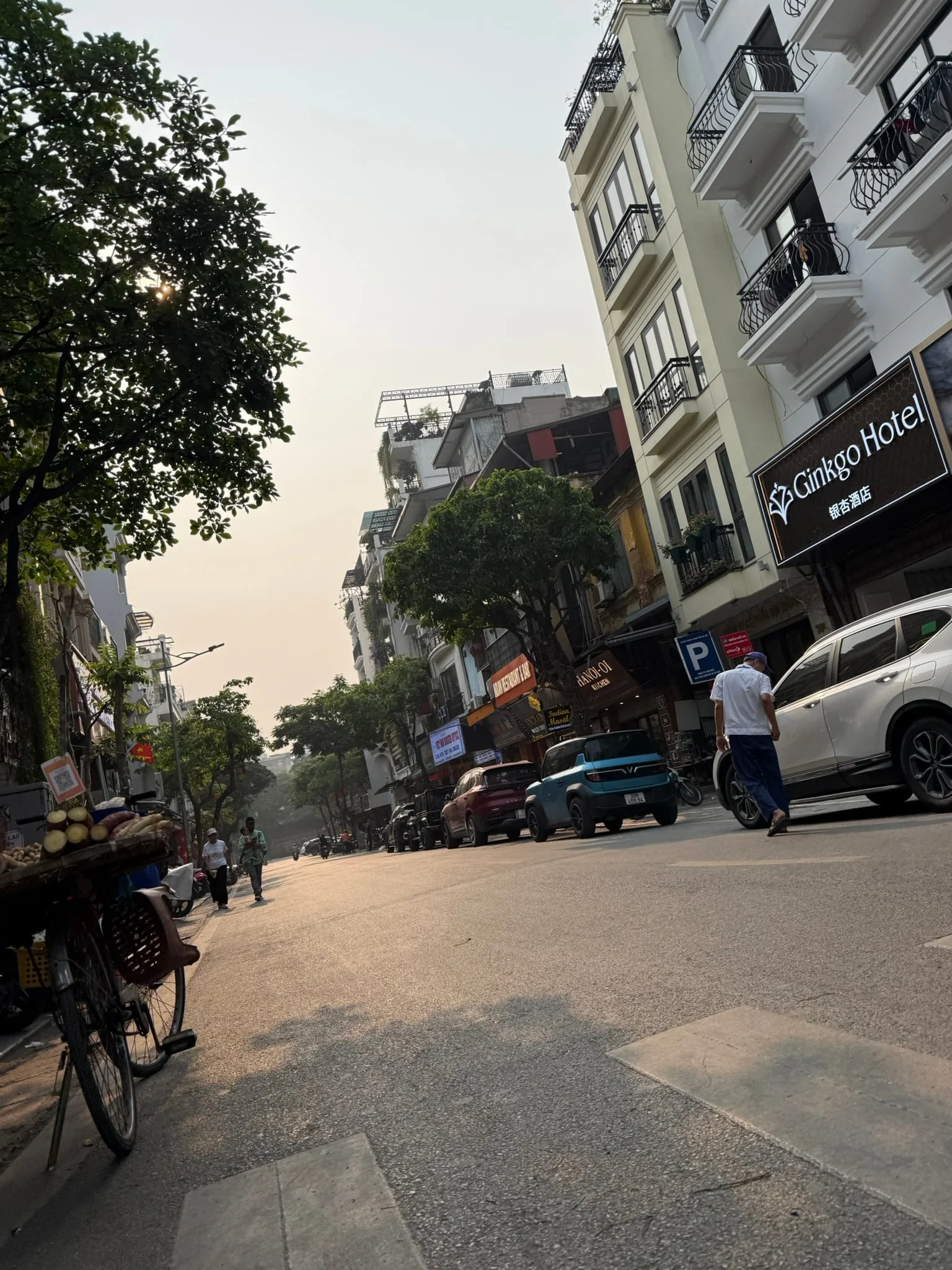 Hanoi photo 17