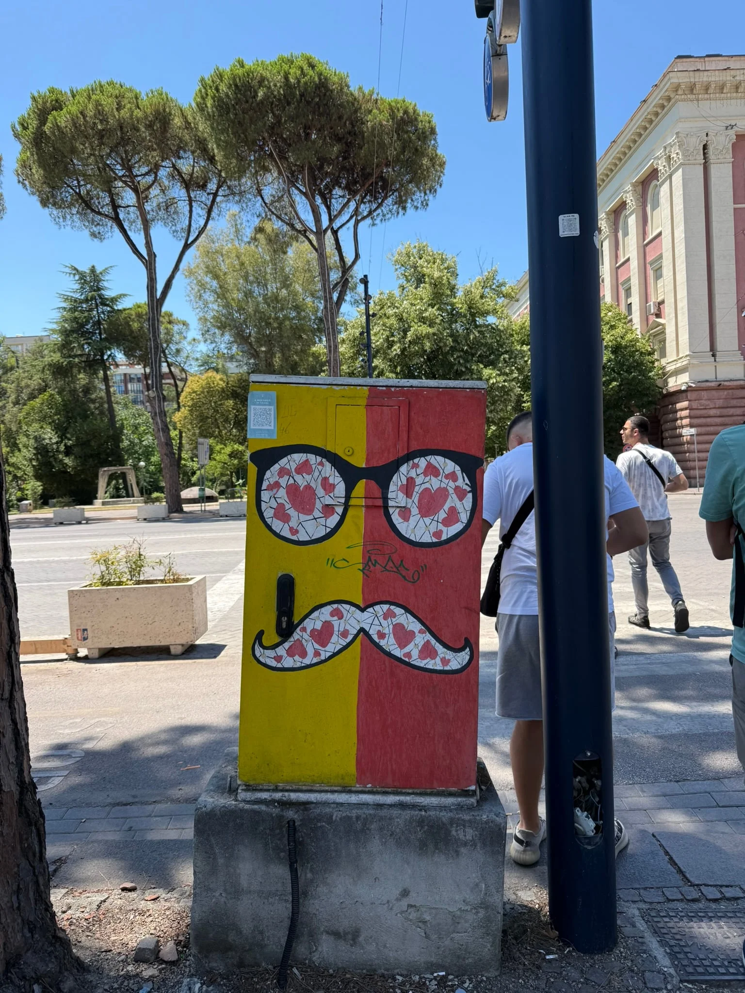Tirana photo 3